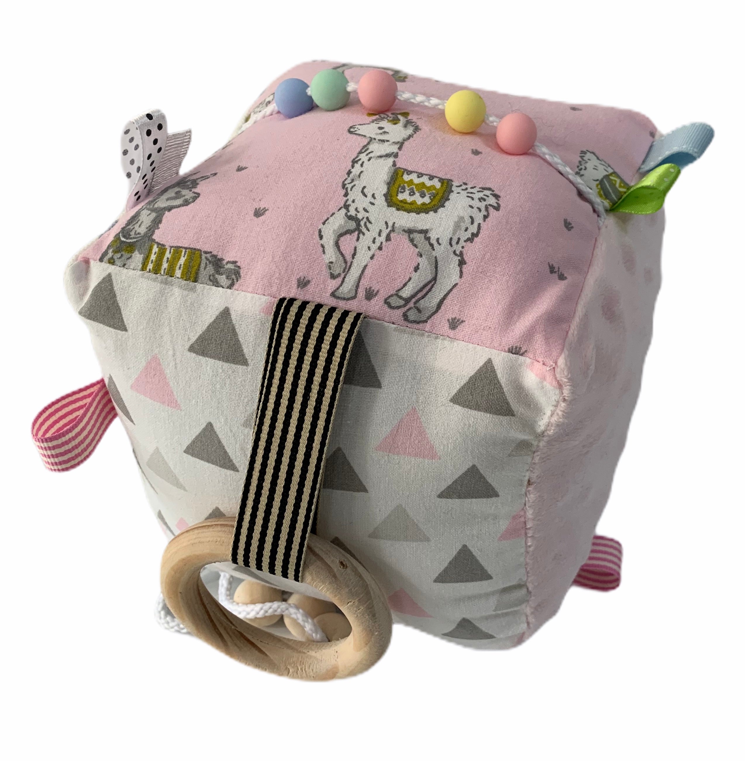 Baby Sensory Busy Cube – Squish_by_lauren